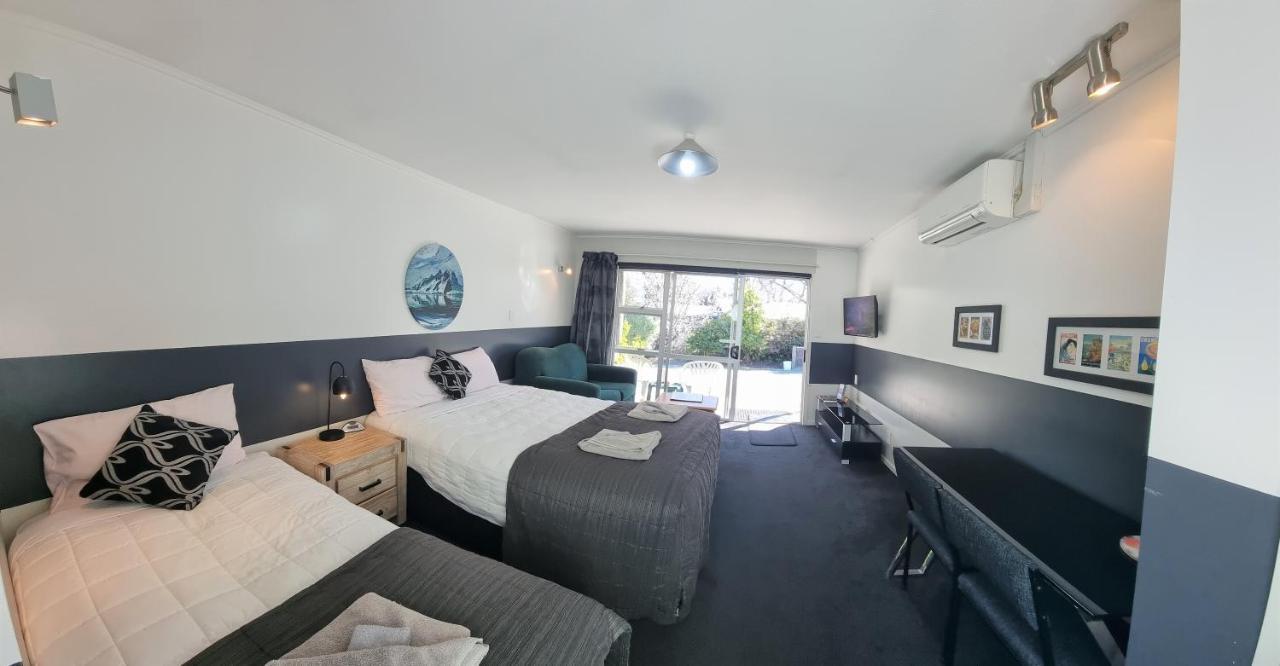 Alpine Motel Уанака Екстериор снимка