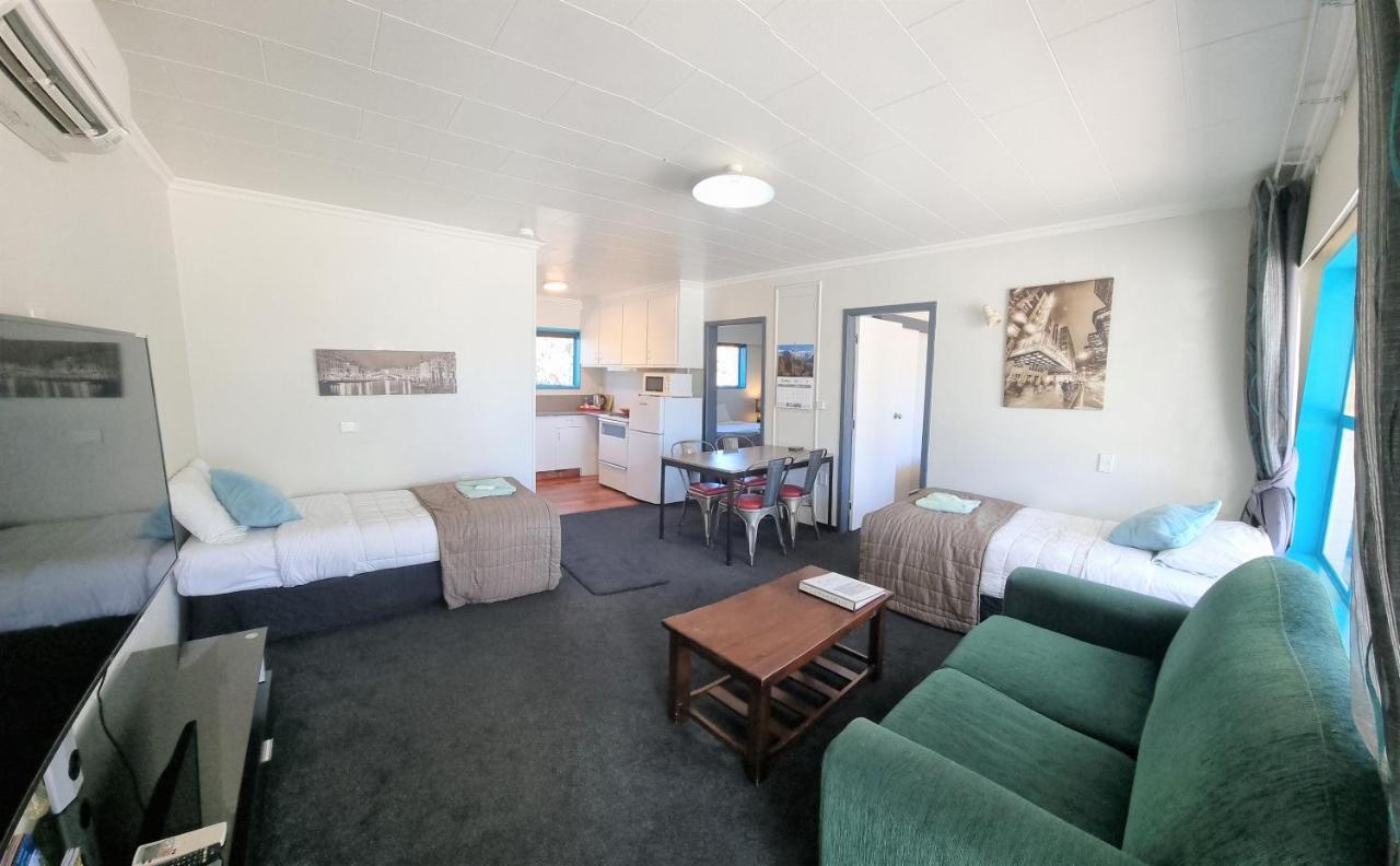Alpine Motel Уанака Екстериор снимка