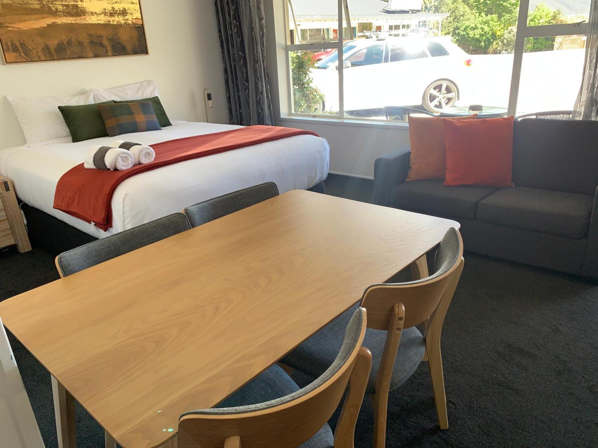 Alpine Motel Уанака Екстериор снимка