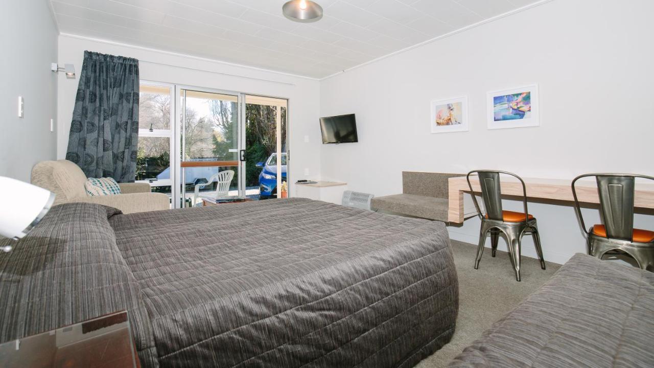 Alpine Motel Уанака Екстериор снимка